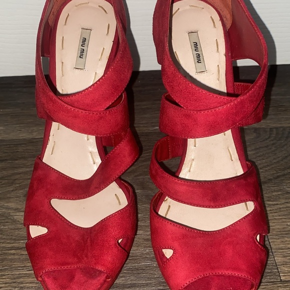 Miu Miu | Red Suede strappy Heels | 39 1/2 - Picture 10 of 11